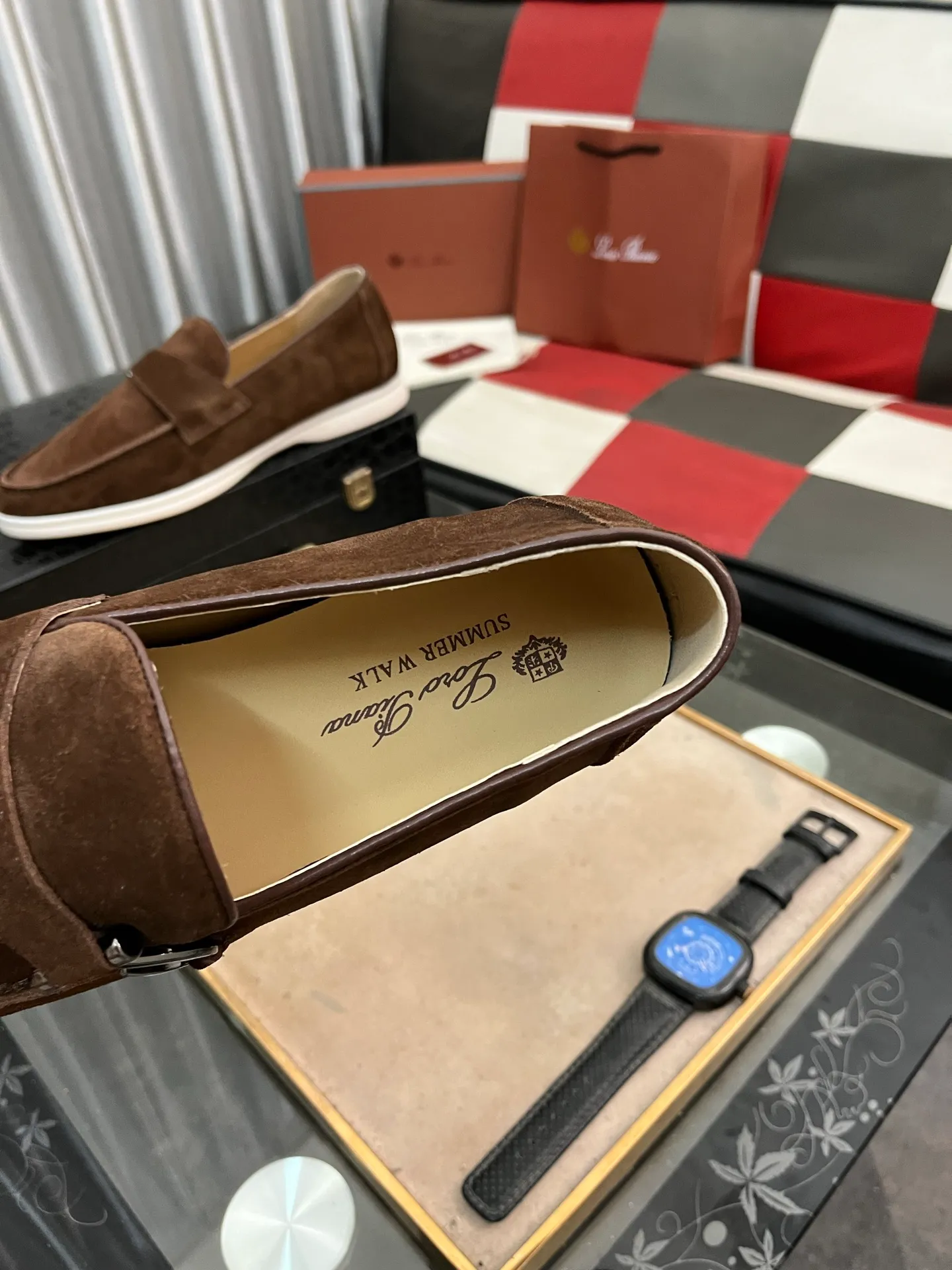 Men's Men's Shoes💰420⌚️⌚️【Loro Piana】LP couple's casual sneakers. Simple and fashionable, the upper is made of cow suede and leather. Sheepskin feet. Custom rubber sole. Size: Female 35-42 (35, 41, 42, 43 customized are non-refundable) Male 38-46 (45, 46 customized)